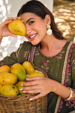 Load image into Gallery viewer, Elegant Cotton Jacquard Butti Ethnic Salwar Suit