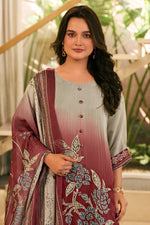 Load image into Gallery viewer, Elegant Organza Twill Embroidery Work Salwar Suit