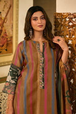Load image into Gallery viewer, Premium Mal Chanderi Tissue Embroidered Salwar Suit