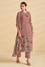 Load image into Gallery viewer, Bemberg Slub Silk Peach Salwar Suit With Digital Print Work