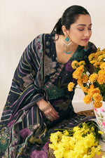 Load image into Gallery viewer, Black Organza Jacquard Digital Print Salwar Suit