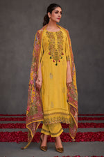 Load image into Gallery viewer, Pure Muslin Silk Jacquard Gold Print Patch Work Function Wear Designer Salwar Kameez In Yellow Color
