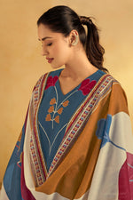 Load image into Gallery viewer, Premium Cotton Patchwork Embroidery Traditional Salwar Suit