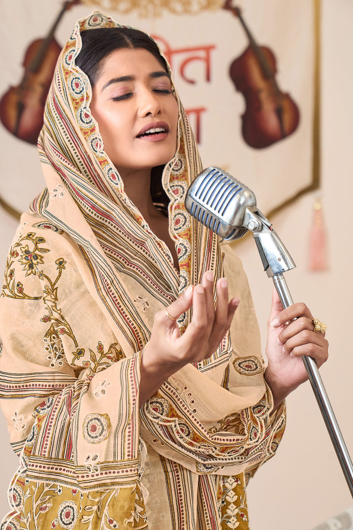 Cotton Block Print Designer Border Embroidery Salwar Kameez
