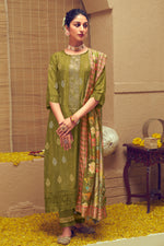 Load image into Gallery viewer, Green Pure Muslin Jacquard Sequence Embroidery Designer Salwar Kameez
