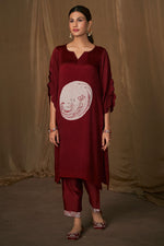 Load image into Gallery viewer, Pure Bemberg Slub Digital Print Readymade Top With Bottom
