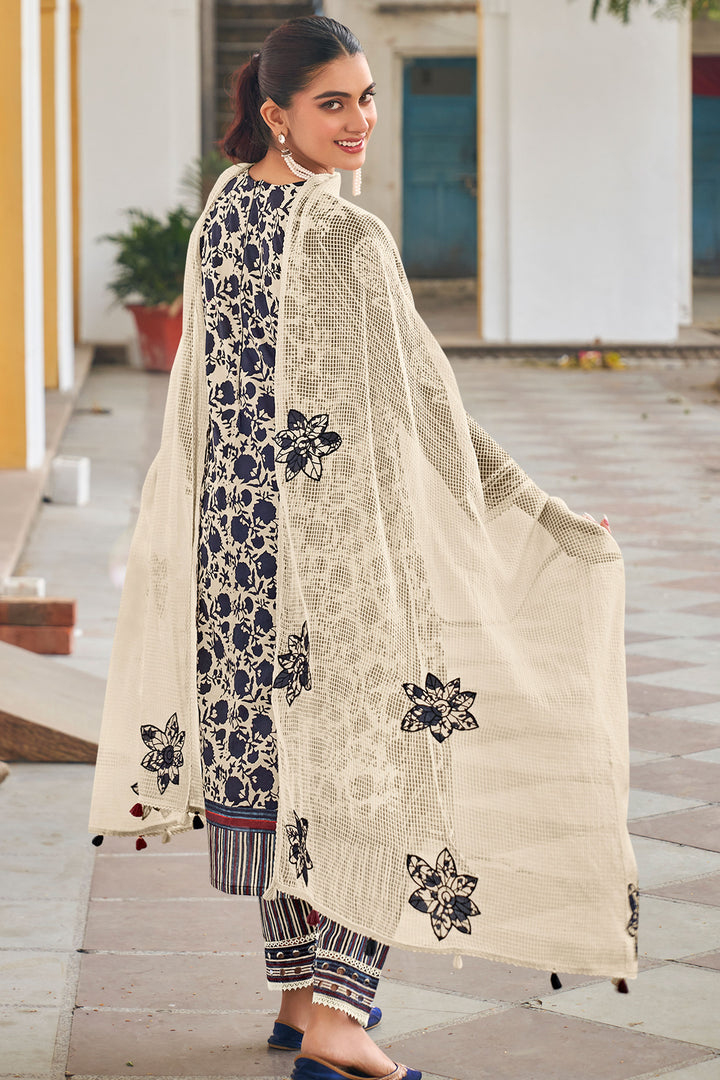 Elegant Cotton Block Print Daily Wear Salwar Kameez With Dupatta