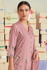 Load image into Gallery viewer, Pure Checks Muslin Silk Digital Printed Patch Work Salwar Kameez In Pink Color
